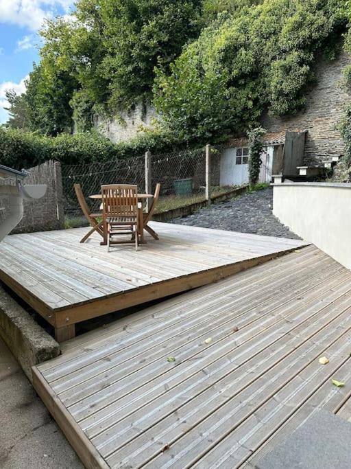 Joli Loft Lägenhet Ploërmel Exteriör bild